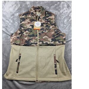 Magellan Outdoor Hunt Woodland Camo Quilted Full Zip Vest Women Large NEW